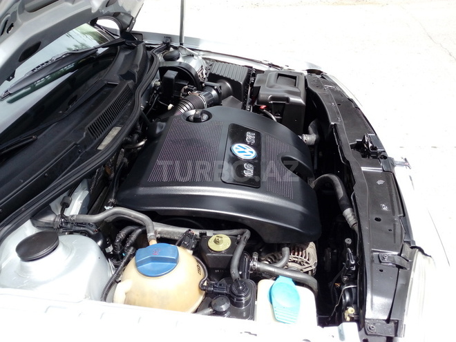 Volkswagen Golf 2001, 193,800 km - 1.6 l - Sumqayıt