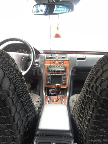 Mercedes E 220 2001, 350,000 km - 2.2 l - Bakı