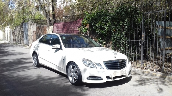 Mercedes E 250 2012, 126,000 km - 1.8 л - Bakı