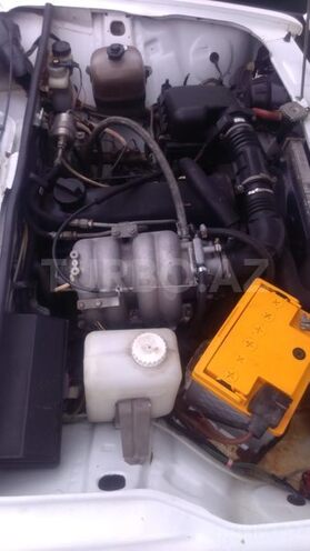 LADA (VAZ) 2107 2007, 122,500 km - 1.6 л - Salyan