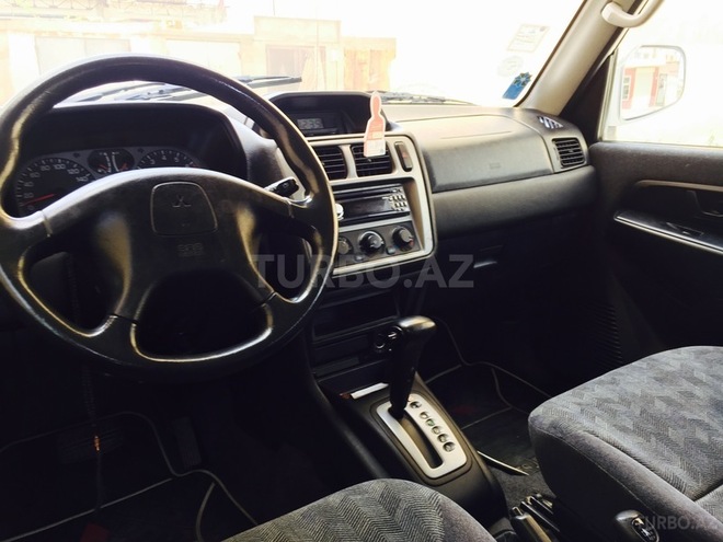 Mitsubishi Pajero io 2002, 102,100 km - 2.0 l - Bakı
