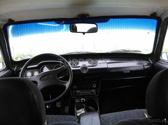 LADA (VAZ) 2106 1984, 444,490 km - 1.3 l - Ucar
