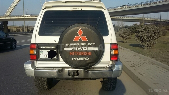 Mitsubishi Pajero 1990, 32,100 km - 2.5 л - Bakı