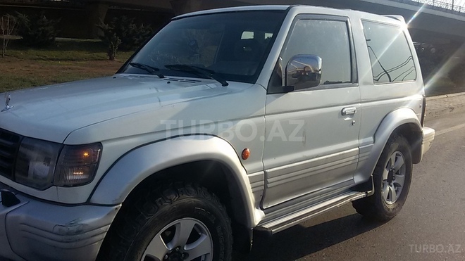 Mitsubishi Pajero 1990, 32,100 km - 2.5 л - Bakı