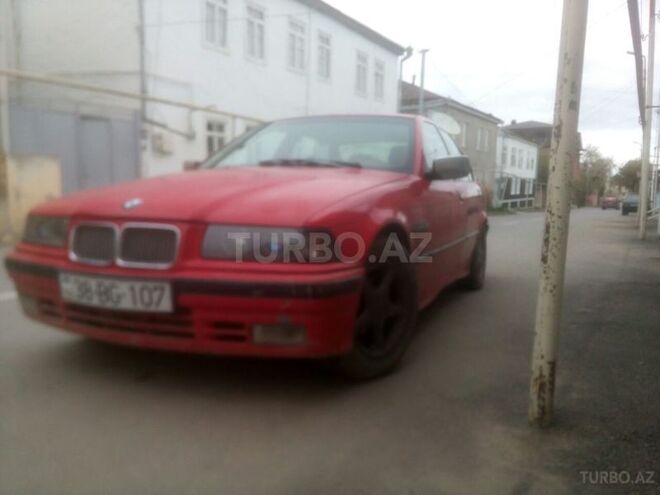 BMW 320 1993, 310,000 km - 2.0 л - Qusar
