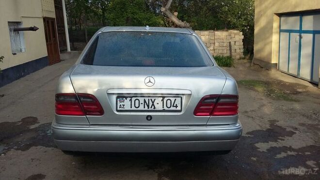 Mercedes E 200 2005, 279,000 km - 2.0 l - Tovuz