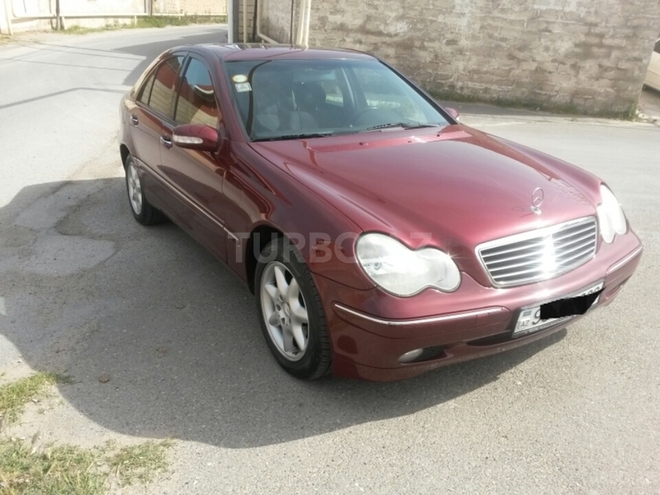 Mercedes C 200 2000, 228,000 km - 2.0 л - Bakı