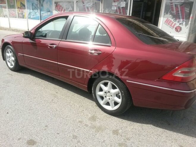 Mercedes C 200 2000, 228,000 km - 2.0 л - Bakı
