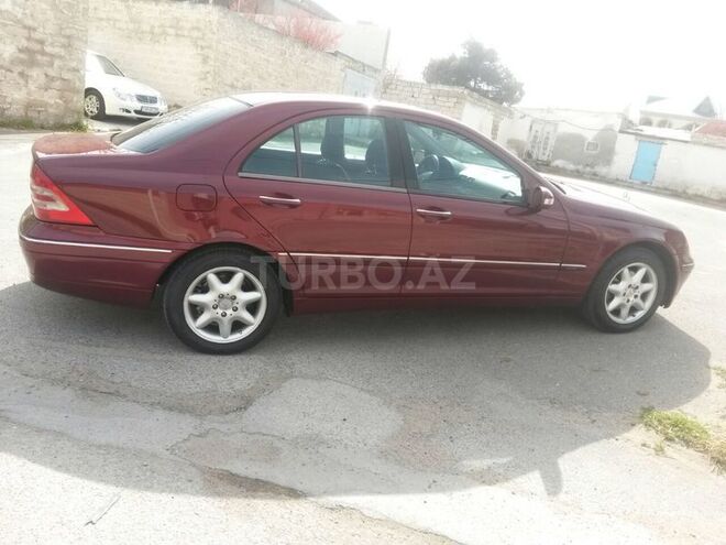 Mercedes C 200 2000, 228,000 km - 2.0 л - Bakı