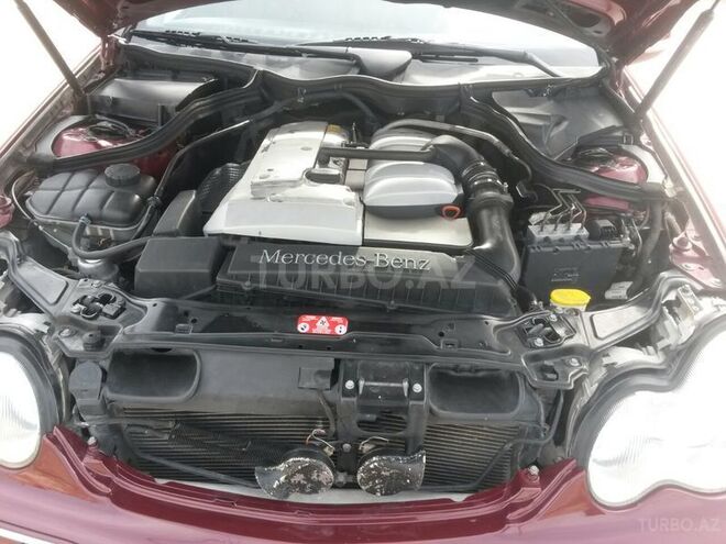 Mercedes C 200 2000, 228,000 km - 2.0 л - Bakı