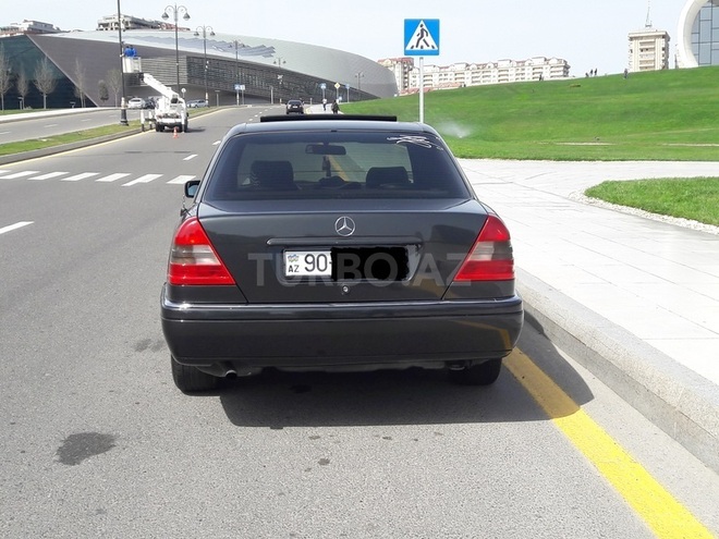 Mercedes C 180 1994, 263,458 km - 1.8 l - Bakı