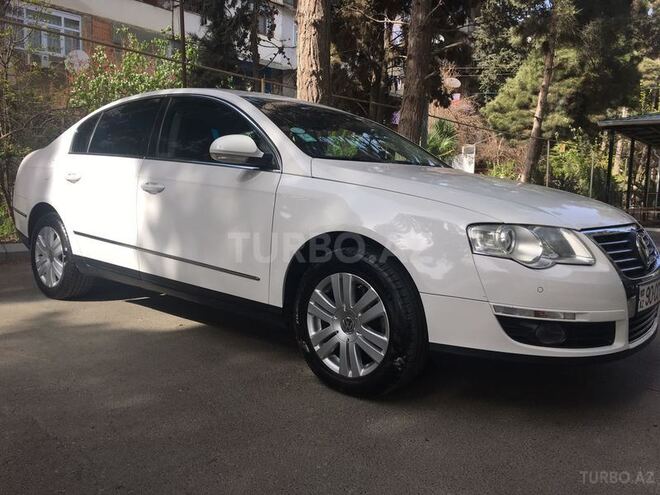Volkswagen Passat 2007, 200,000 km - 2.0 л - Bakı