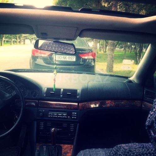 BMW 523 1996, 300,000 km - 2.5 l - Bakı