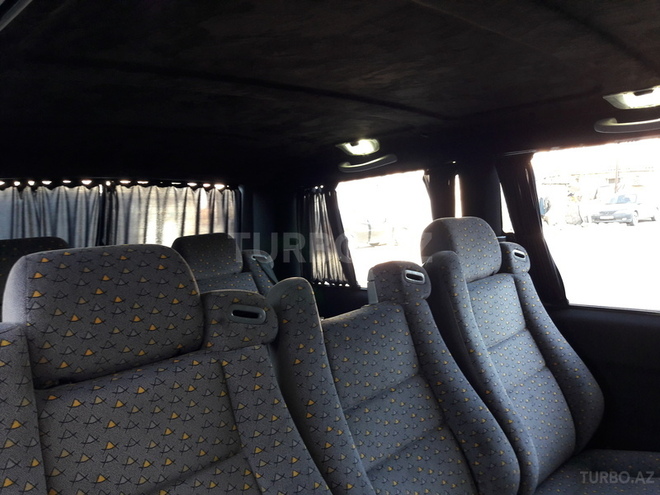 Mercedes Vito 2001, 180,000 km - 2.2 л - Bakı