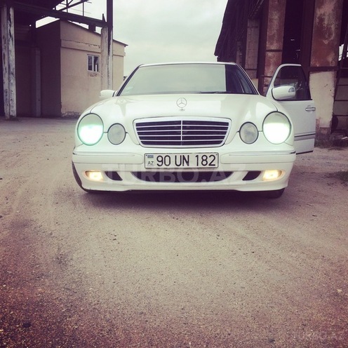 Mercedes E 200 2000, 220,000 km - 2.0 л - Bakı