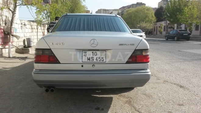 Mercedes E 280 1995, 320,000 km - 2.8 l - Bakı