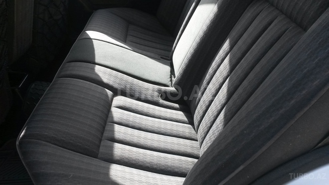 Mercedes E 280 1995, 320,000 km - 2.8 l - Bakı