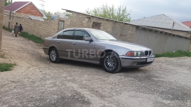 BMW 528 1996, 128,460 km - 2.8 l - Xırdalan