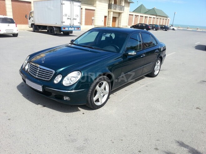 Mercedes E 220 2002, 323,000 km - 2.2 l - Sumqayıt