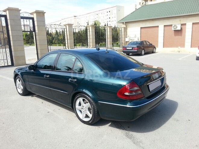 Mercedes E 220 2002, 323,000 km - 2.2 l - Sumqayıt