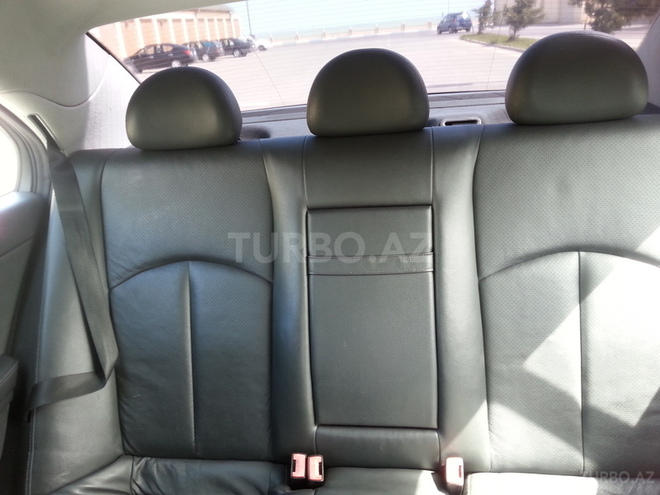 Mercedes E 220 2002, 323,000 km - 2.2 l - Sumqayıt