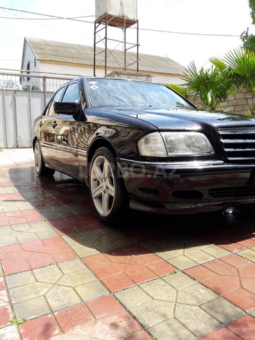 Mercedes C 230 2000, 193,000 km - 2.3 l - Bakı