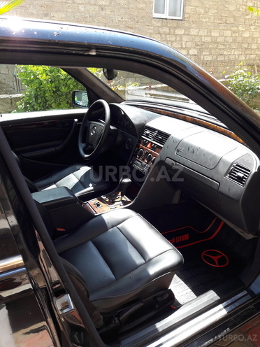 Mercedes C 230 2000, 193,000 km - 2.3 l - Bakı