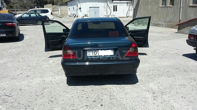 Mercedes C 220 1994, 388,000 km - 2.2 l - Bakı