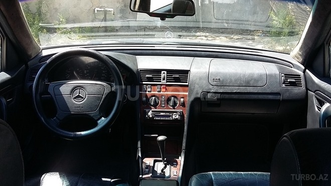 Mercedes C 220 1994, 388,000 km - 2.2 l - Bakı