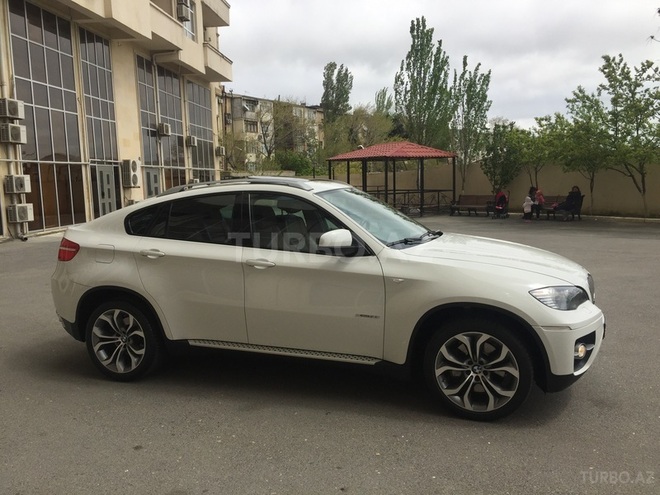 BMW X6 2011, 84,000 km - 4.4 l - Bakı