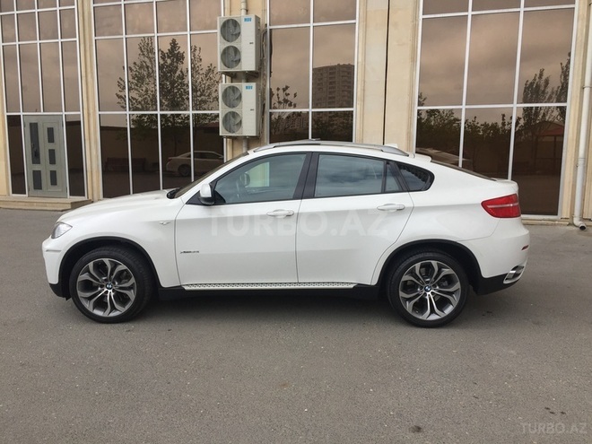 BMW X6 2011, 84,000 km - 4.4 l - Bakı