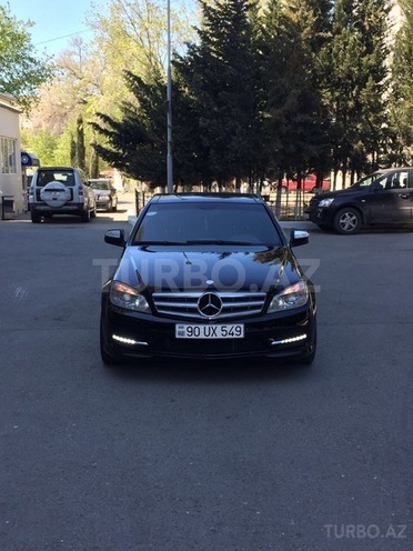 Mercedes C 300 2009, 144,000 km - 3.0 л - Sumqayıt