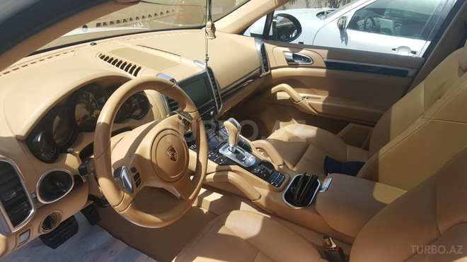 Porsche Cayenne 2013, 97,000 km - 3.6 l - Bakı
