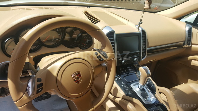 Porsche Cayenne 2013, 97,000 km - 3.6 l - Bakı