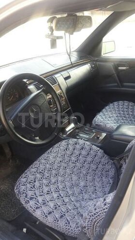 Mercedes E 230 1996, 300,000 km - 2.3 л - Bakı