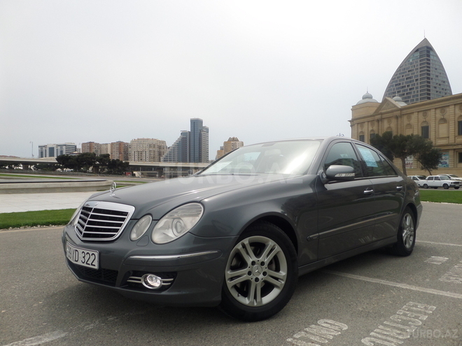 Mercedes E 220 2006, 222,000 km - 2.2 л - Bakı