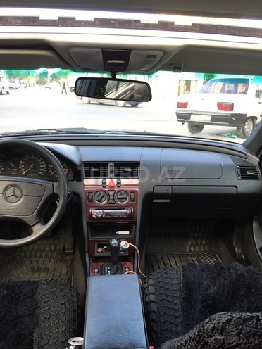 Mercedes C 180 1997, 238,789 km - 1.8 л - Bakı
