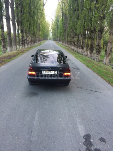 Mercedes C 180 1997, 238,789 km - 1.8 л - Bakı