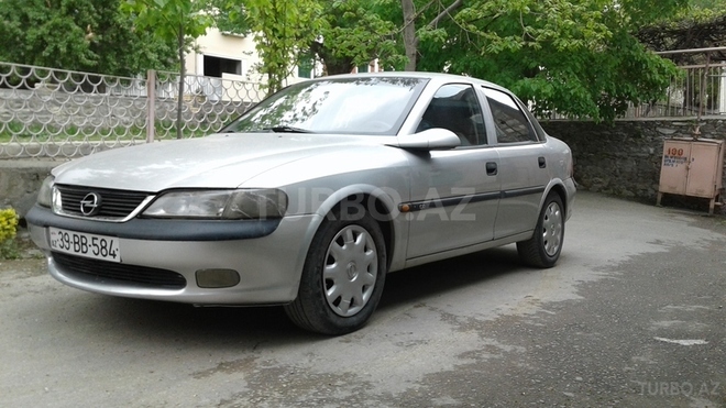 Opel Vectra 1998, 29,000 km - 1.6 l - Şəki