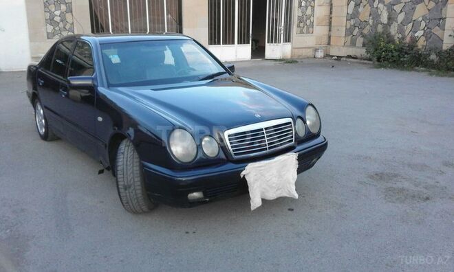 Mercedes E 230 1997, 12,000 km - 2.3 l - Bərdə