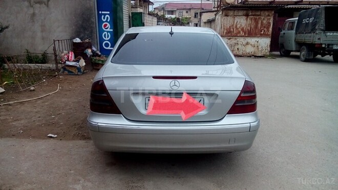 Mercedes E 270 2002, 234,670 km - 2.7 l - Sumqayıt