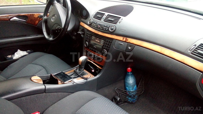 Mercedes E 270 2002, 234,670 km - 2.7 l - Sumqayıt