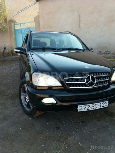 Mercedes ML 270 2004, 330,000 km - 2.7 l - Naxçıvan