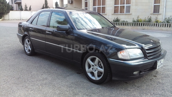 Mercedes C 230 1998, 267,000 km - 2.3 l - Bakı