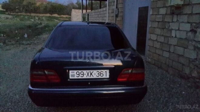 Mercedes E 230 1997, 265,000 km - 0.2 l - Gəncə