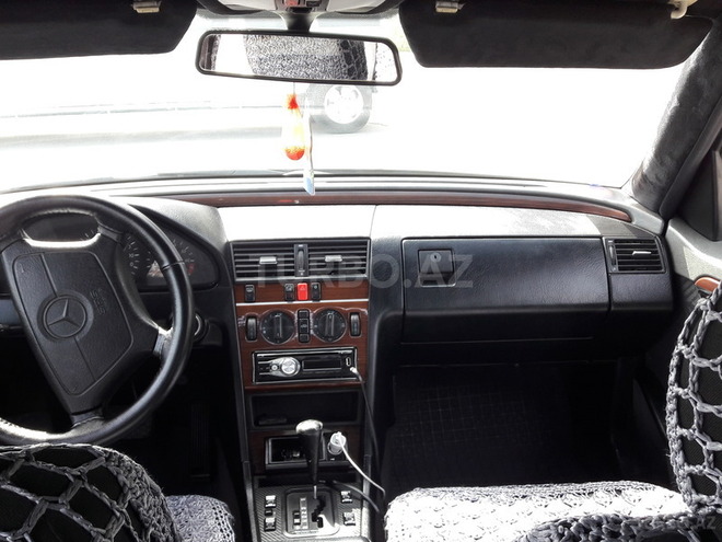Mercedes C 180 1994, 263,000 km - 1.8 л - Bakı