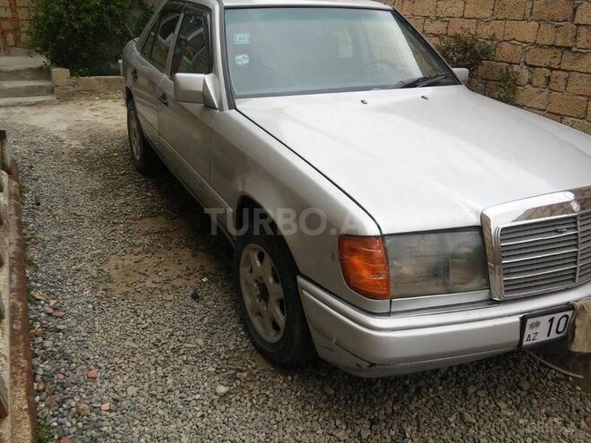 Mercedes E 260 1990, 256,100 km - 2.6 l - Bakı