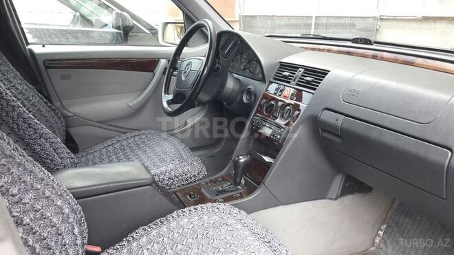 Mercedes C 200 1998, 265,000 km - 2.0 l - Bakı