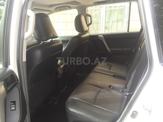 Toyota Prado 2013, 11,100 km - 2.7 l - Bakı