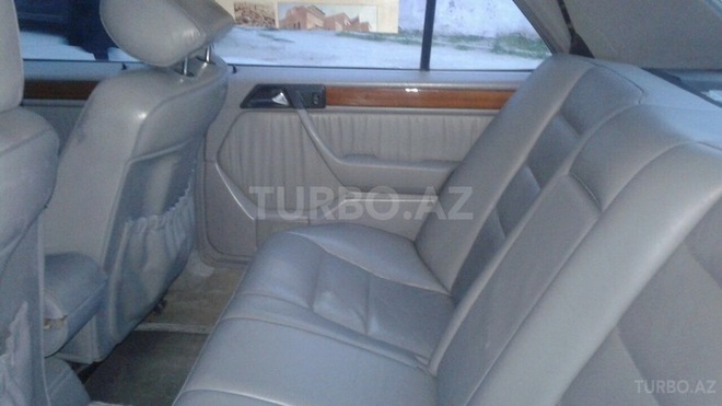 Mercedes E 300 2010, 190,000 km - 3.0 l - Bakı